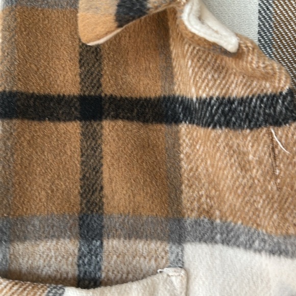 Shacket - Picture 3 of 8